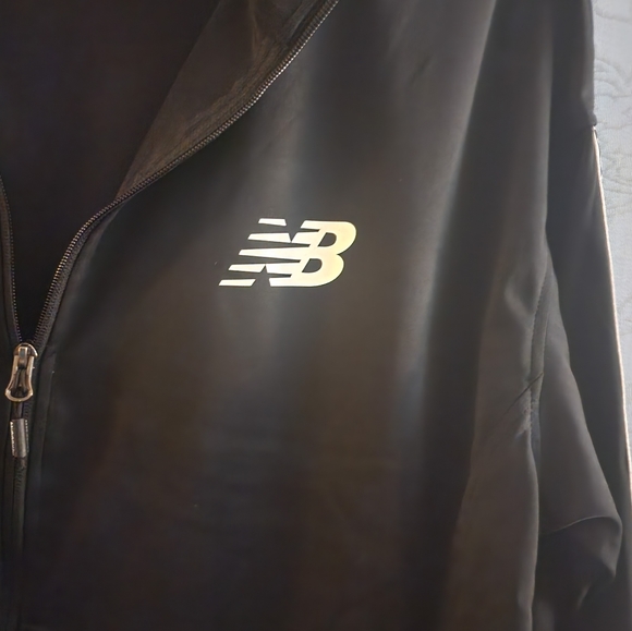 New Balance Zip Up Jacket - Picture 5 of 8